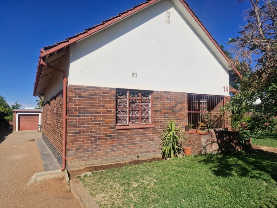 3 Bedroom Property for Sale in Die Rand Northern Cape